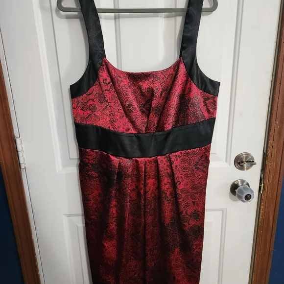 Fashion Bug Dresses | Fashion Bug Red and Black Satin Dress | Color: Black/Red | Size: 20W | Ab8174'S Closet